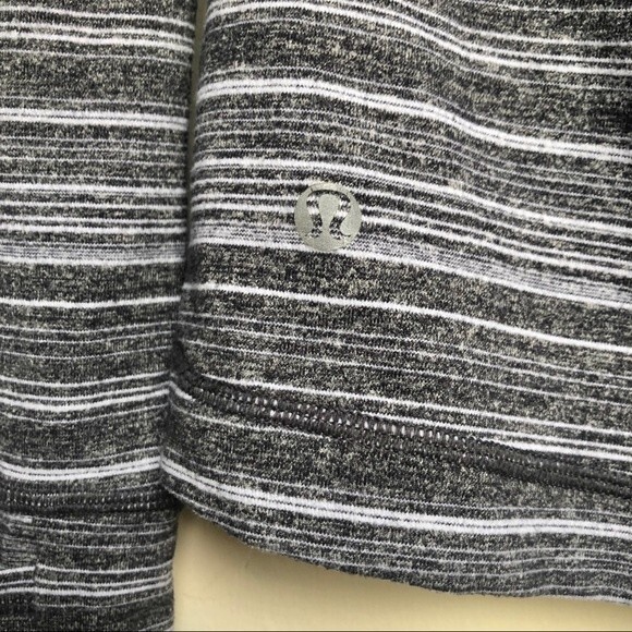 Lululemon Athletica Striped Pacesetter Pullover Jacket Size 6 - Picture 8 of 16